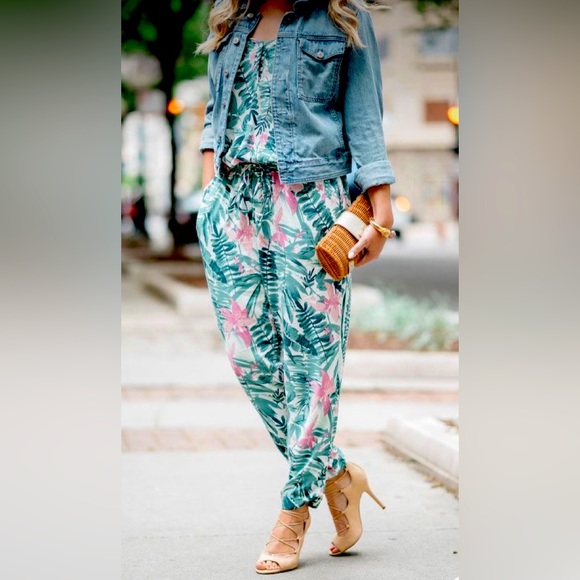 Old Navy Pants - Old Navy Floral Romper Jumpsuit XL